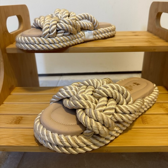 H&M sandals - Picture 6 of 6